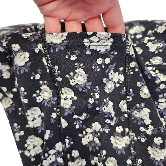 PINK Victoria Secret Leggings Pants 7/8 High Waist Black White Floral Ultimate - Picture 10 of 12